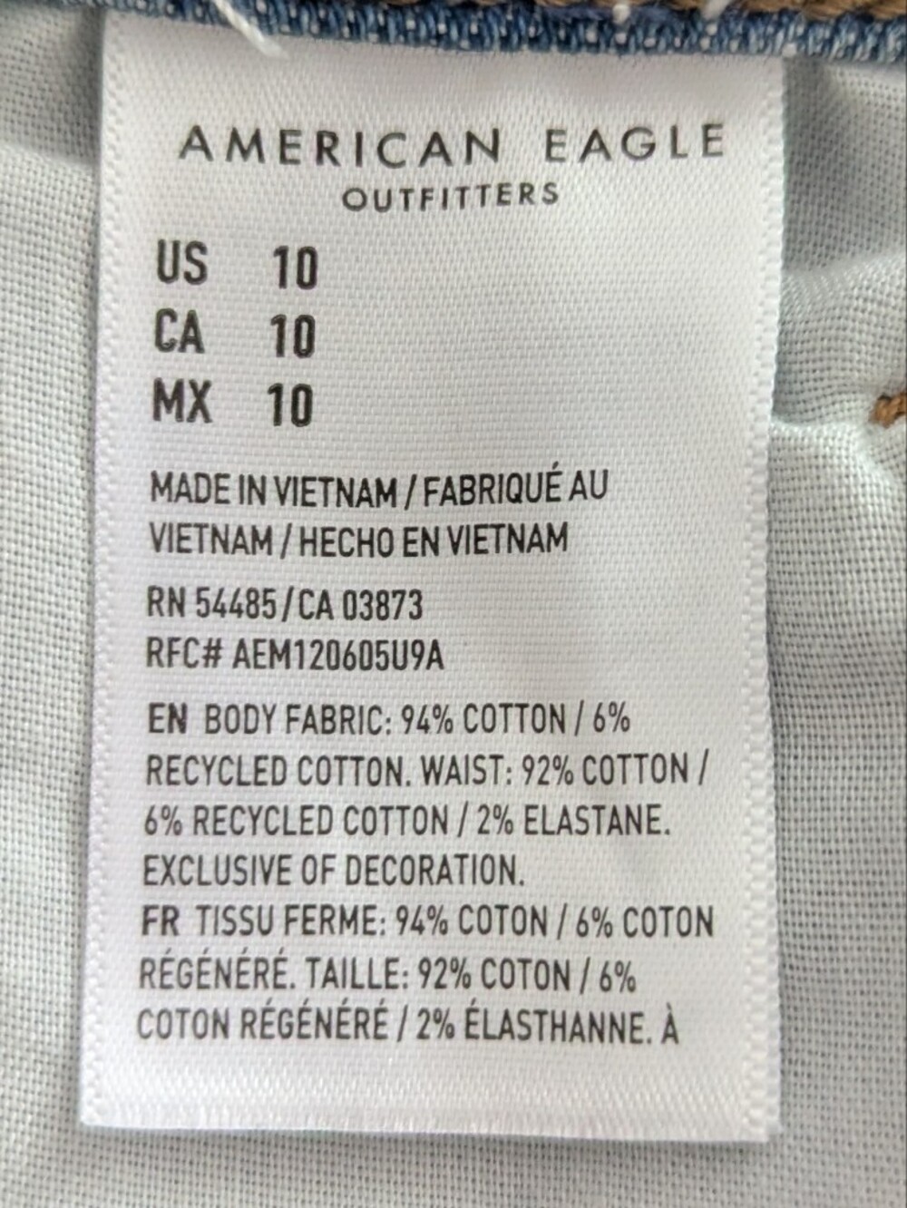 American Eagle Embroidered Flowers Mom High Rise Denim Jean Cutoff Shorts Sz 10 - Picture 8 of 8